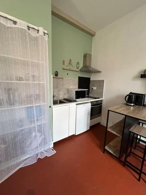 Le For'Home Αρλ Εξωτερικό φωτογραφία